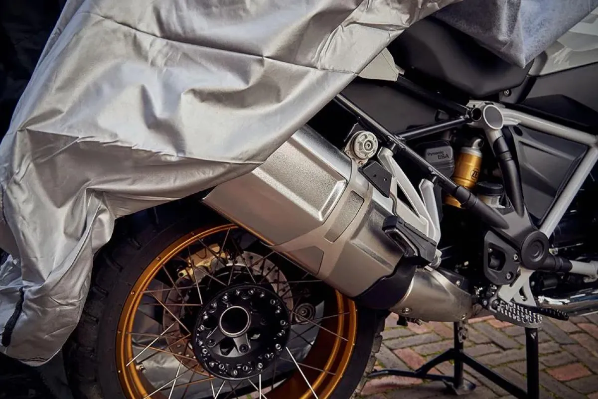 ALFA outdoor motorhoes - XL + venster Autohoezen