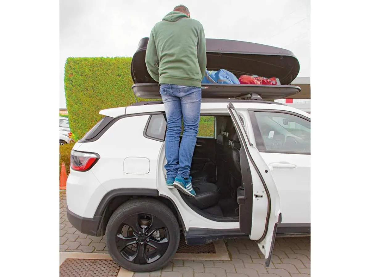 Autodeur opstapje met ruitenbreker Dakkoffer Accessoires