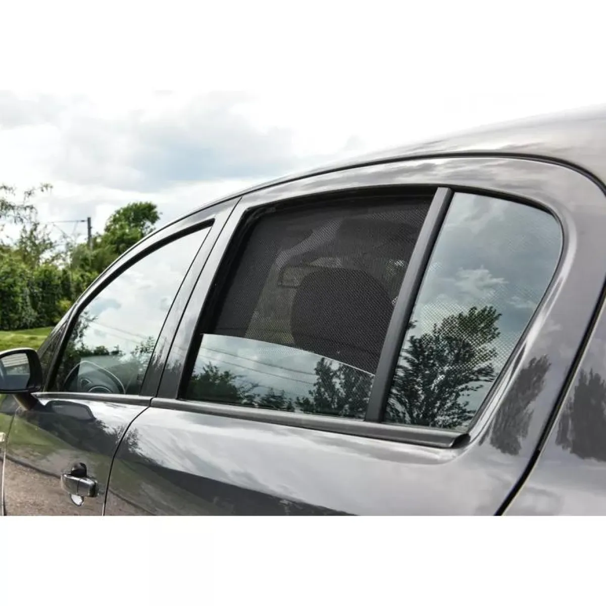 New Opel Corsa D 5 deurs 2006-2014 & Corsa E 5 deurs 2014-2018 - Zonneschermen achterportieren Autozonneschermen