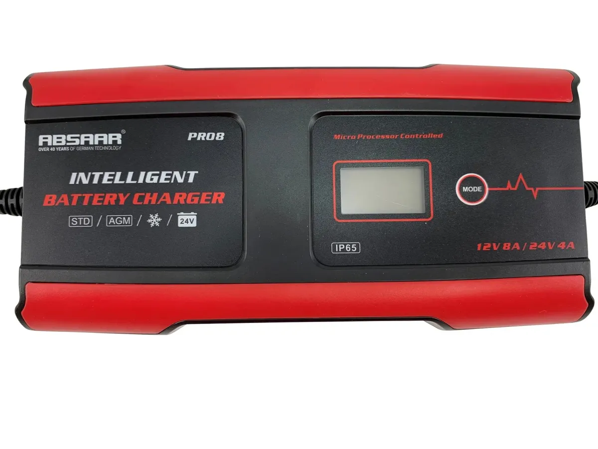 Outlet Processor gestuurde acculader 12V/24V 8A Acculaders & Starthulpen